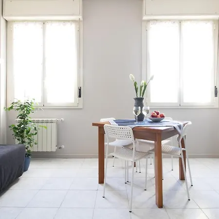 Happy Apartment Saronno